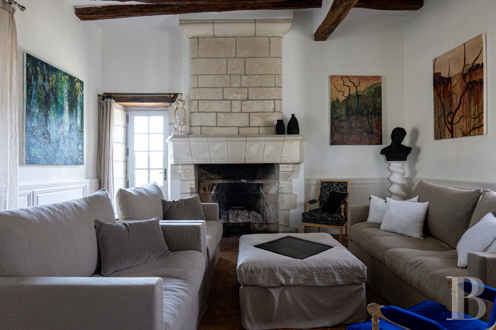 En Indre-et-Loire, entre Bourgueil et Langeais, une maison de village des 16e et 18e siècles - photo  n°5